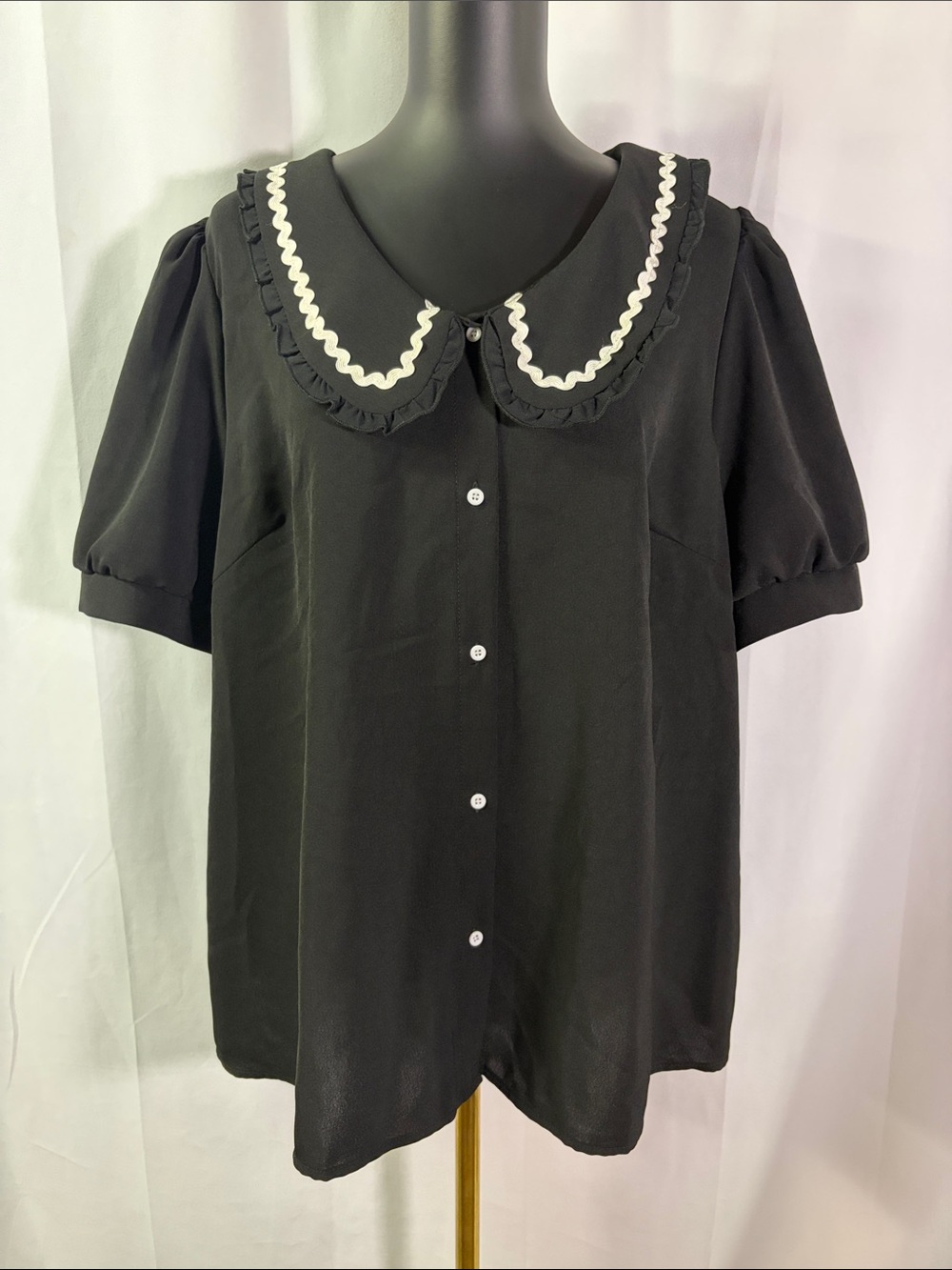 SHEIN Black & White Ric Rac Trim Short Sleeve Button Front Shirt